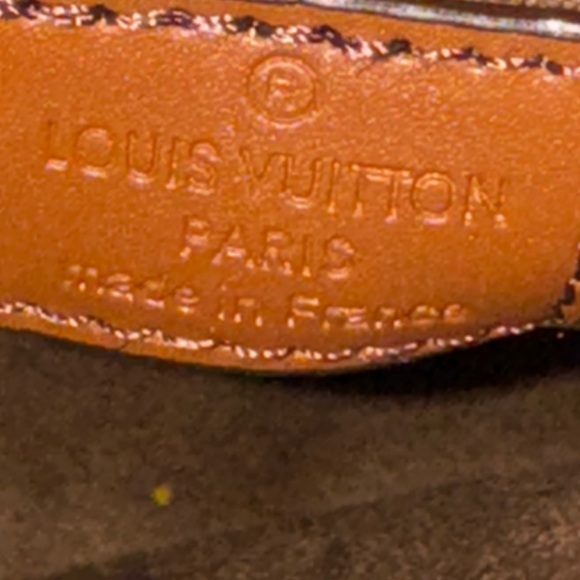 Designer style tote bag, new in box. - Picture 9 of 10